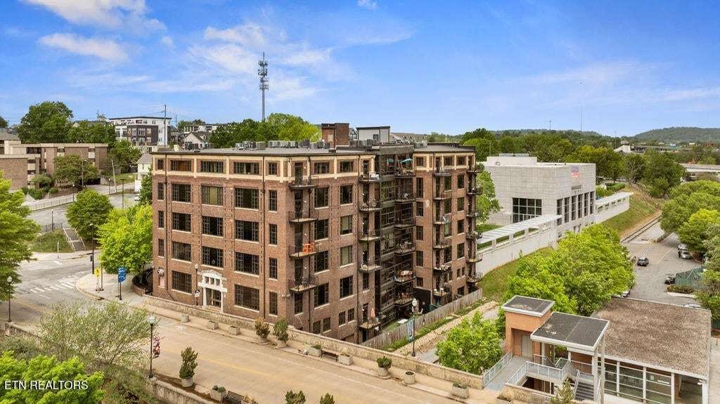 Candy-208-184309430016