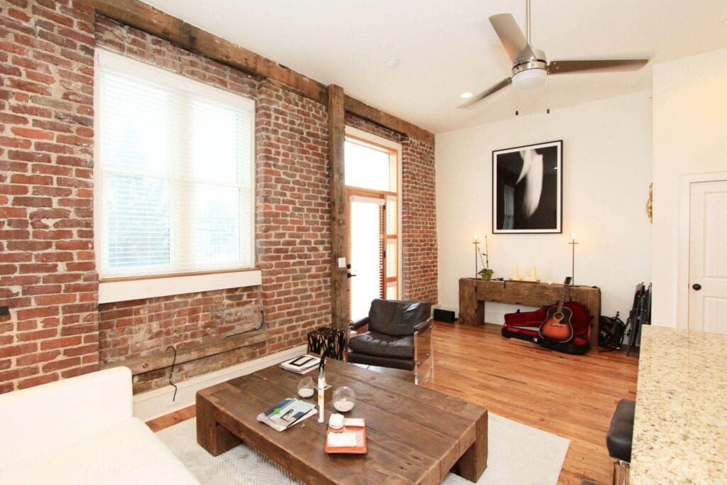 105-Mews-Way-03202555807435