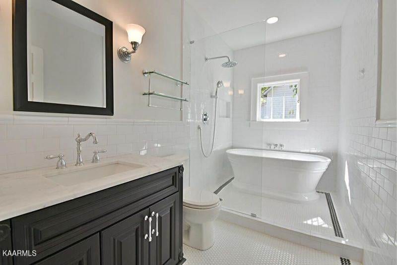 2014-E-Glenwood-Ave-2614271549000000-o