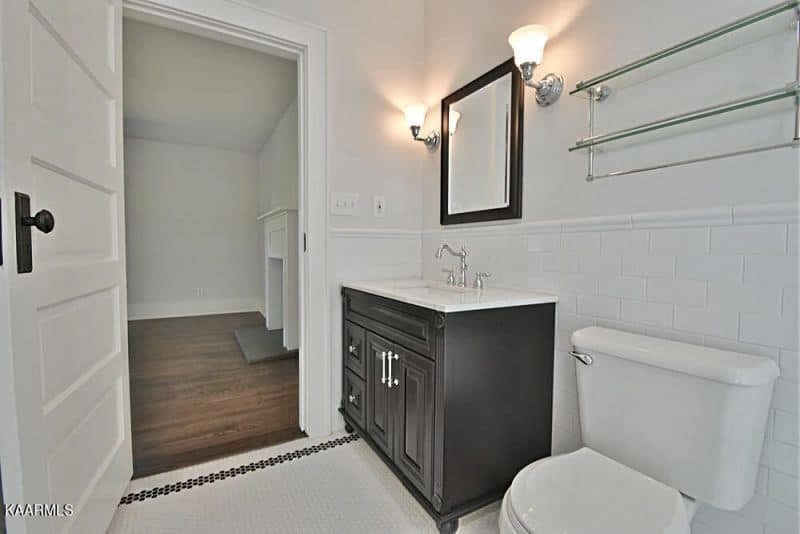 2014-E-Glenwood-Ave-2616813640000000-o