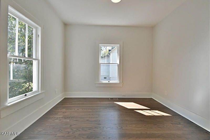 2014-E-Glenwood-Ave-2811294740000000-o