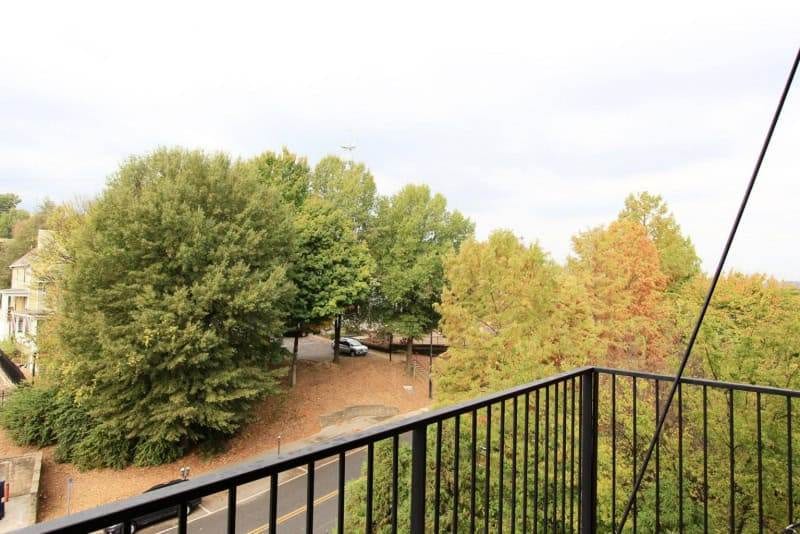 20161028205030506182000000-o