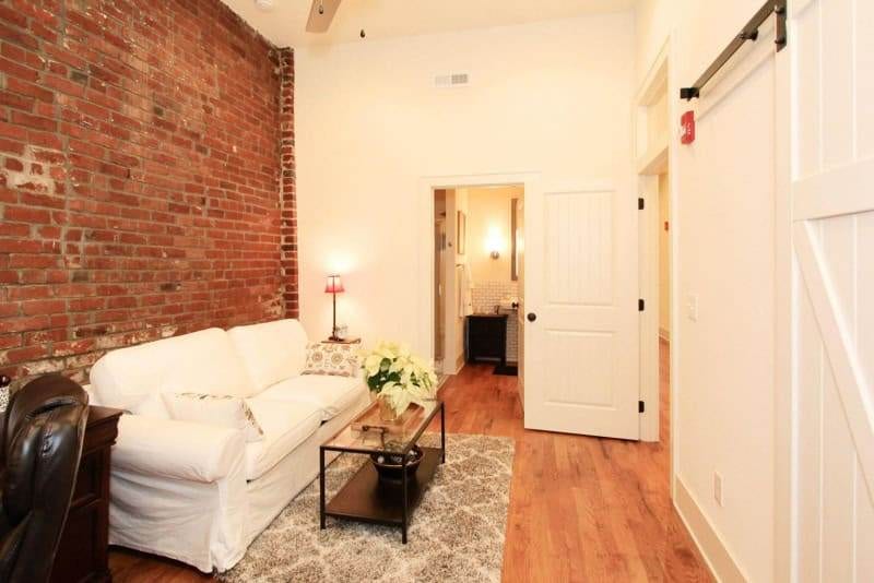 20161214000656122218000000-o