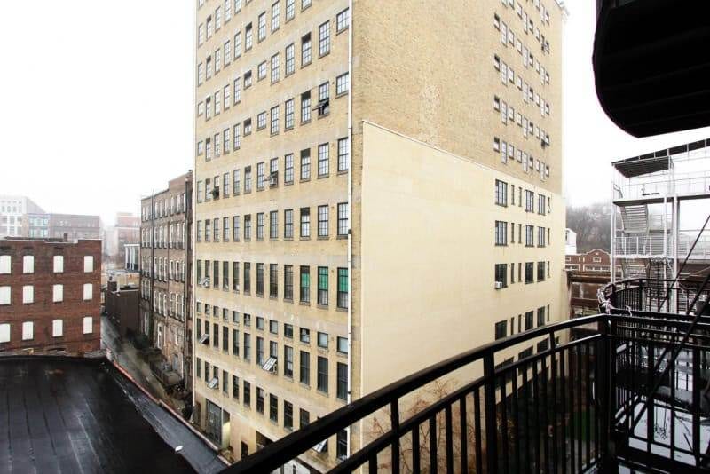 20161219170446779297000000-o