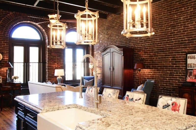 20170216224819373735000000-o