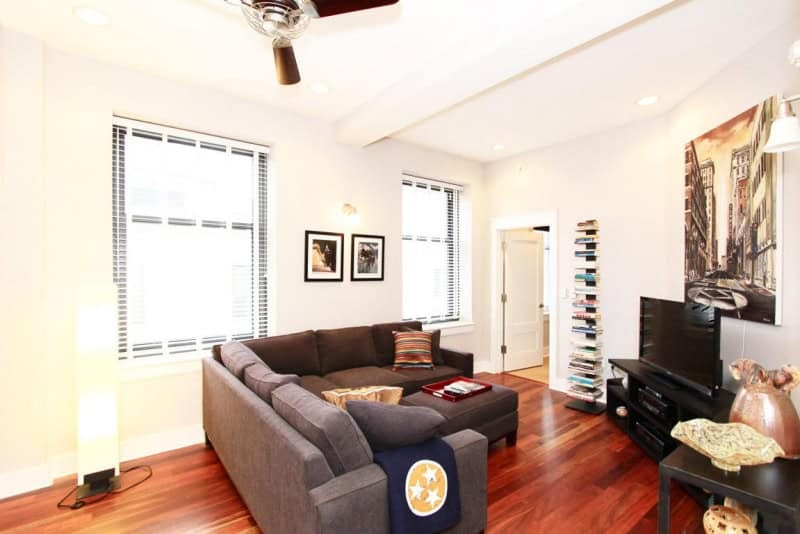 20180307052340819225000000-o