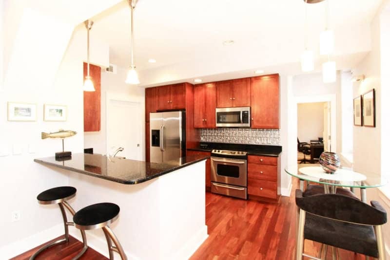 20180307052427024286000000-o