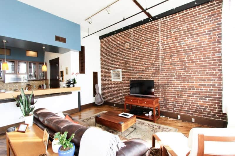 20180419122619433415000000-o