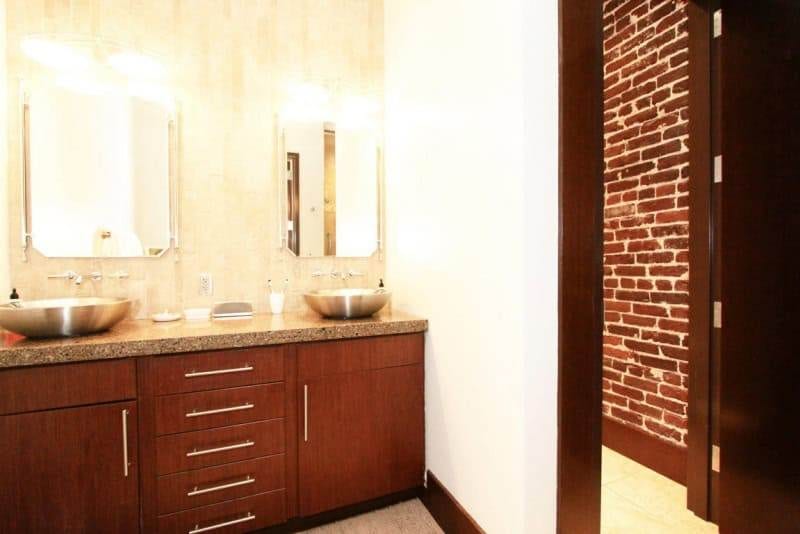 20180419122835786183000000-o