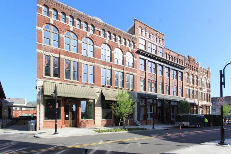 20190430042718444598000000-o