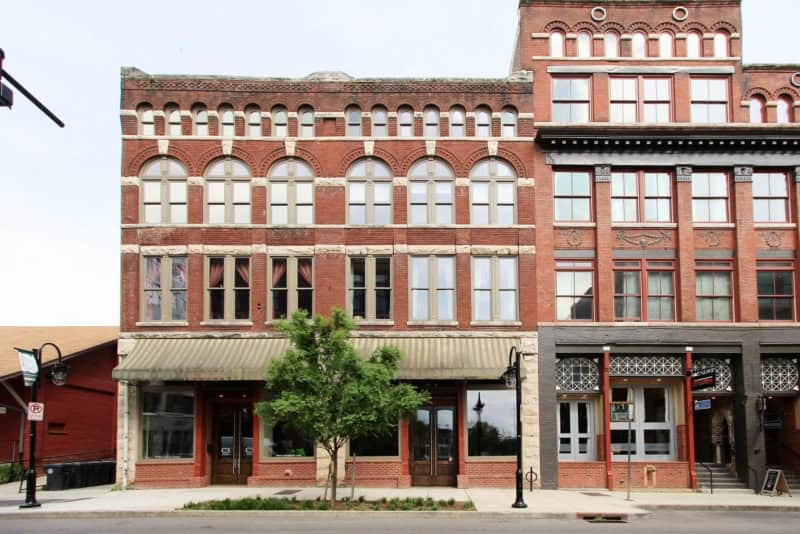 20190430042932853319000000-o