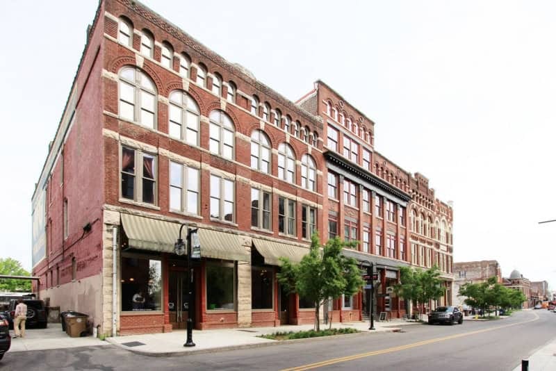 20190430042947387484000000-o