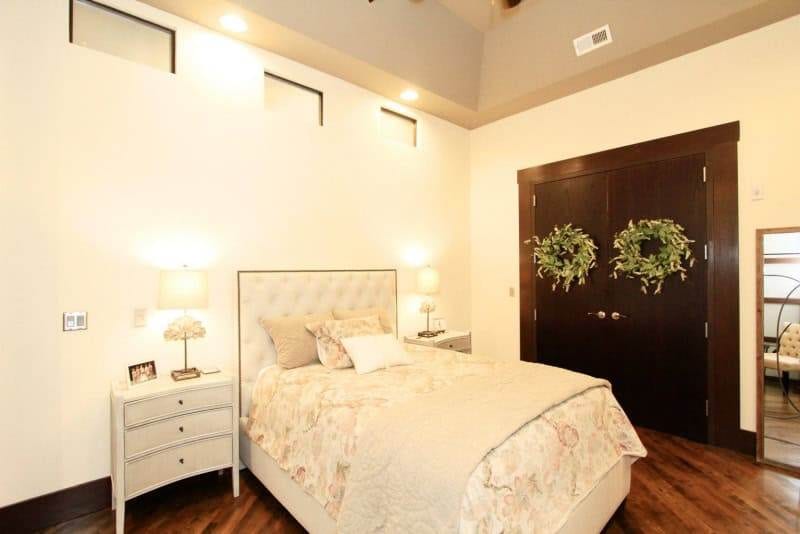 20190430043118014929000000-o