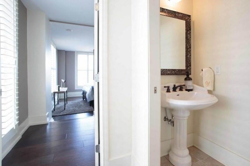 20191004234151913548000000-o