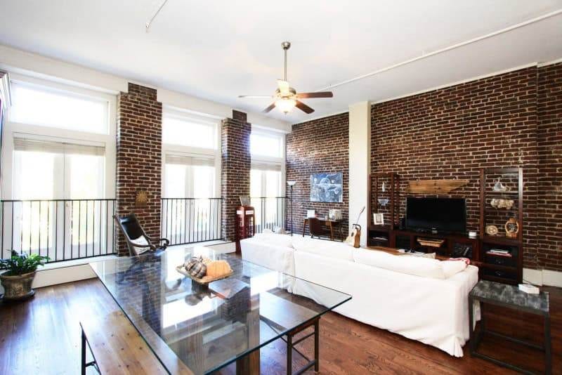 20191018025241000661000000-o