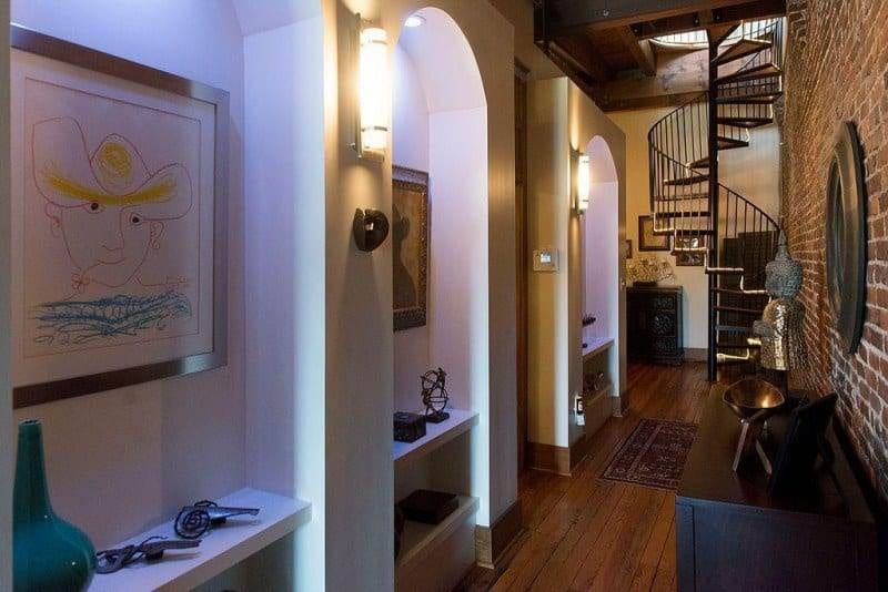 20191029030552947893000000-o