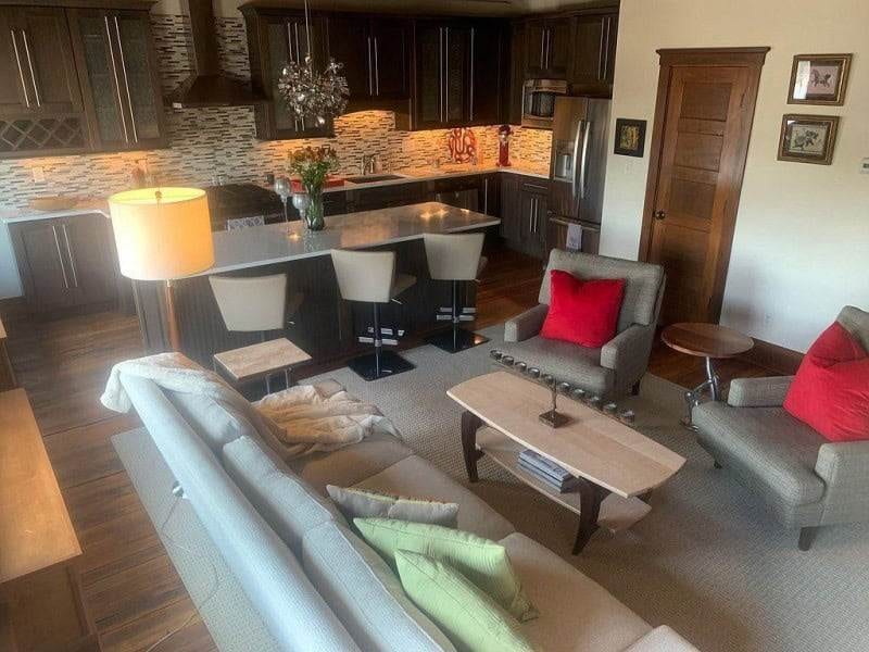 20191029030609844301000000-o