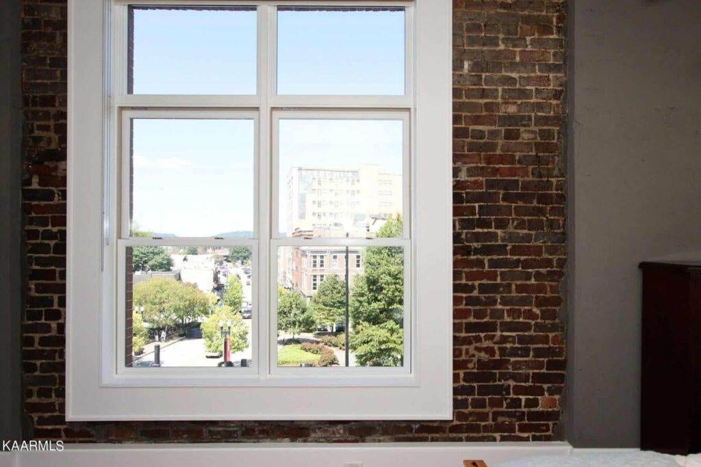 300-Building-301-0828741253