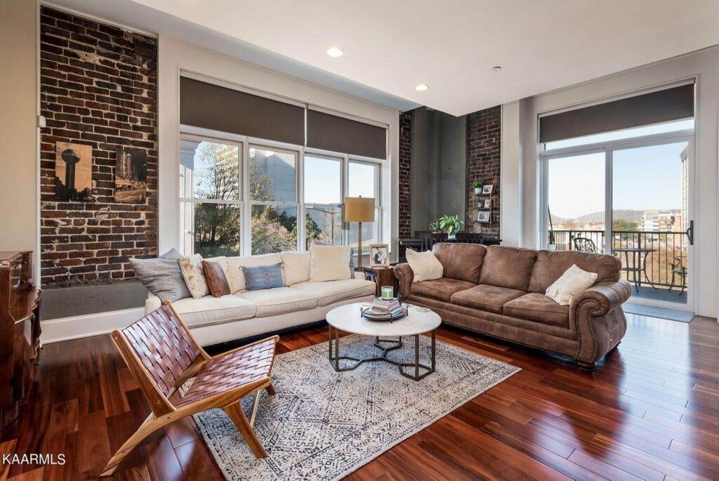 300-Building-301-21507138938