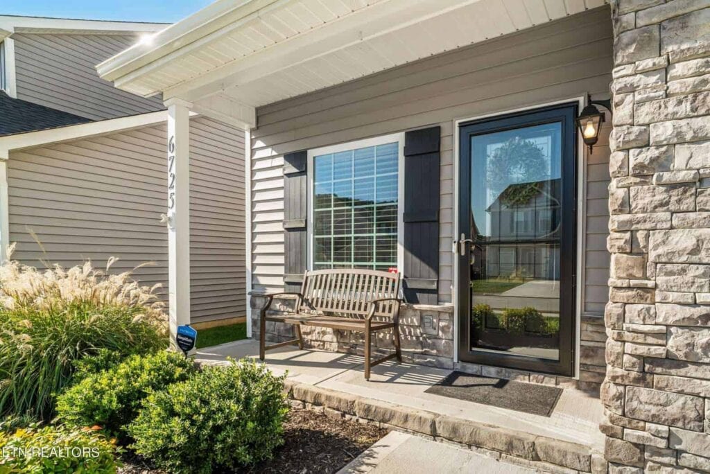 Albatross-Lane-11017453060