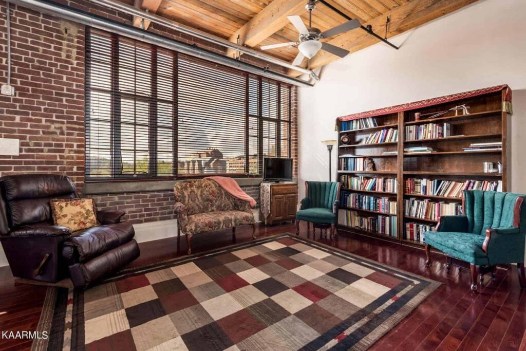 Candy-Factory-Lofts-305-133143861833