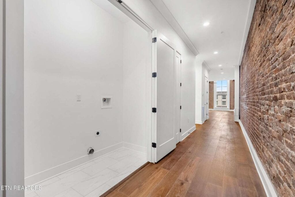 Century-202-034526673530