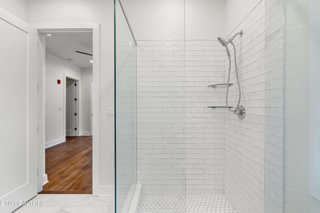 Century-202-034614920453