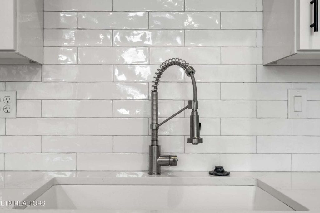 Century-202-035036555080