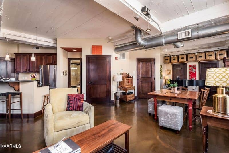 Crown-Court-402-1025633435468