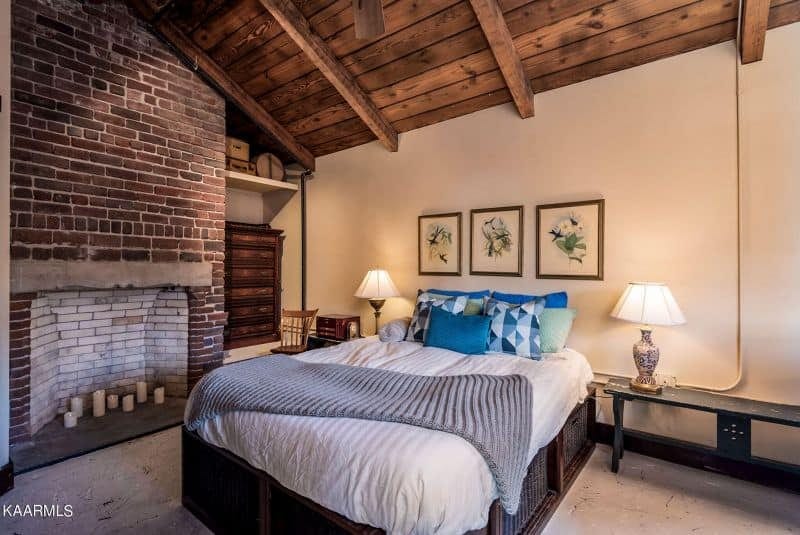 Crown-Court-402-1030010980864