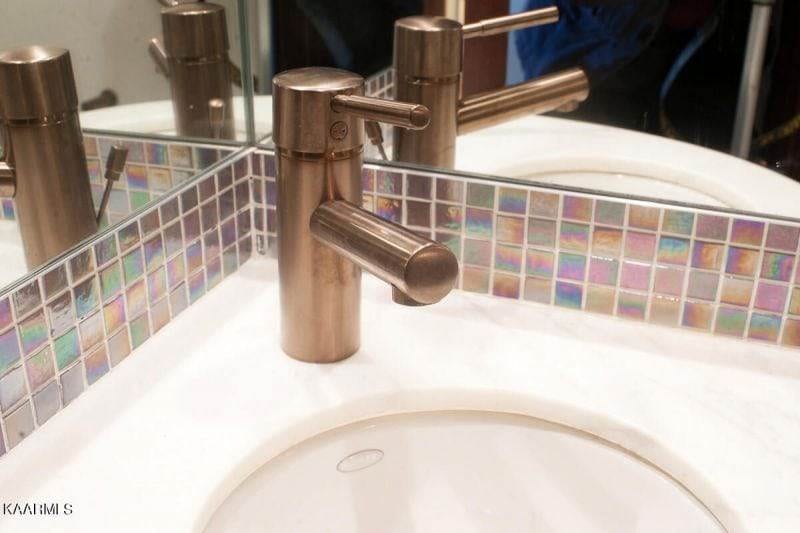 Crown-Court-402-1030357824867