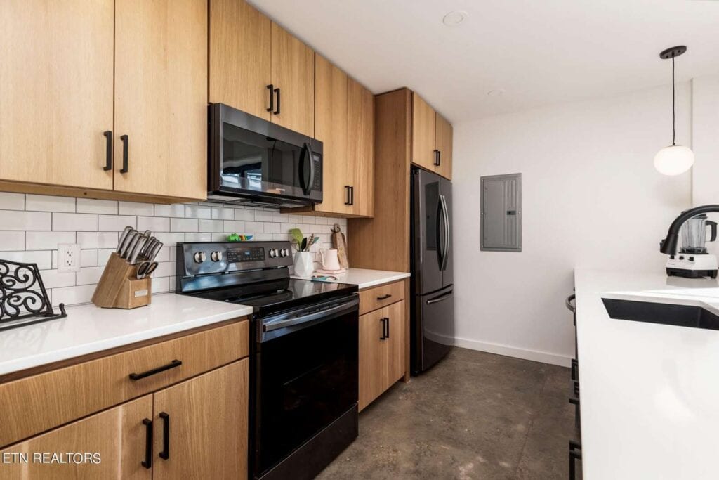 Fairmont-Flats-106-626300105
