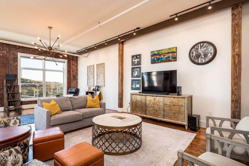 Gallery-Lofts-402-604896718