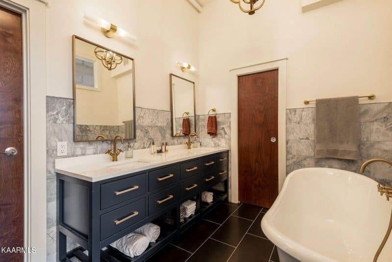 Gallery-Lofts-402-644012067