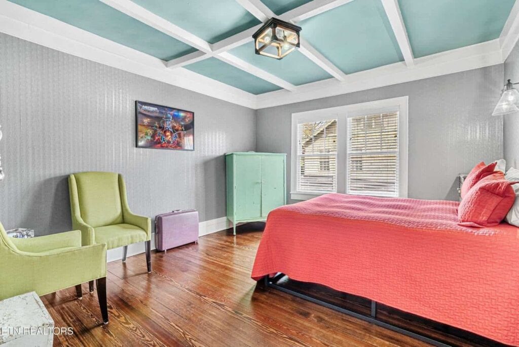 Montclair-5312988227