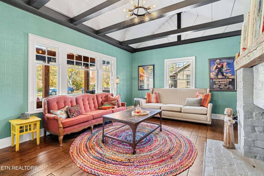 Montclair-5554476275