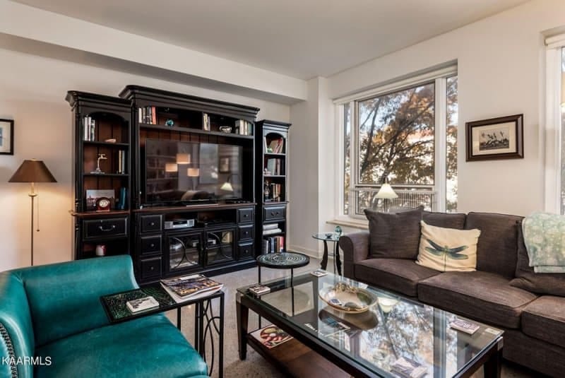 Pembroke-404-11014358205688