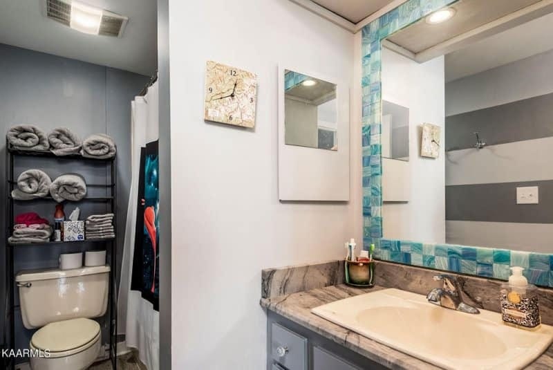 Pembroke-404-11014405464679