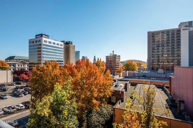 Pembroke-404-11014408130218