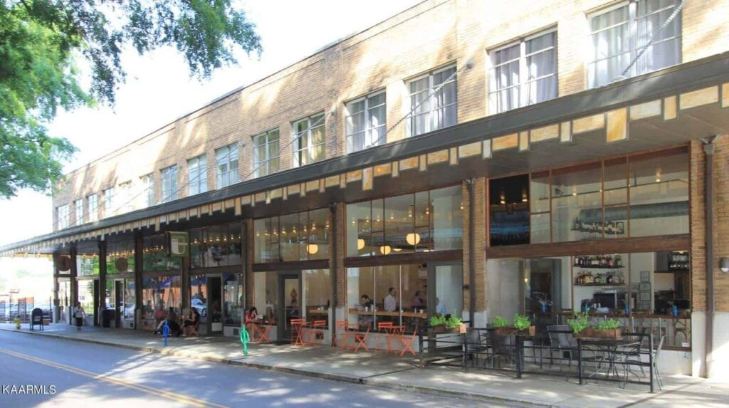 Pembroke-405-020358254293