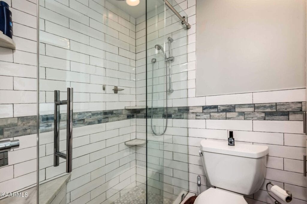 Pembroke-405-164239710499