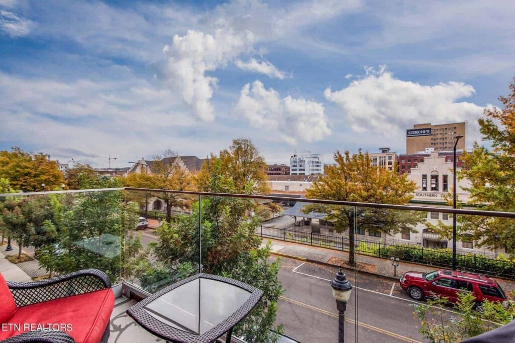 Regas-218-185203878504