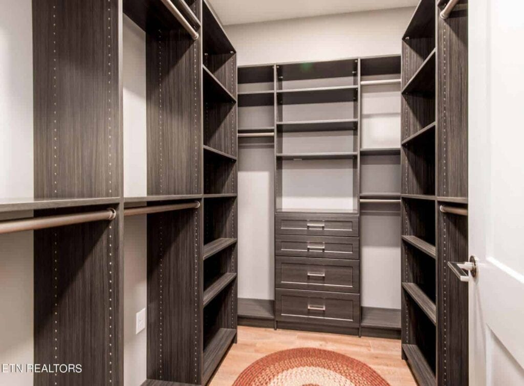 Regas-218-185209726641