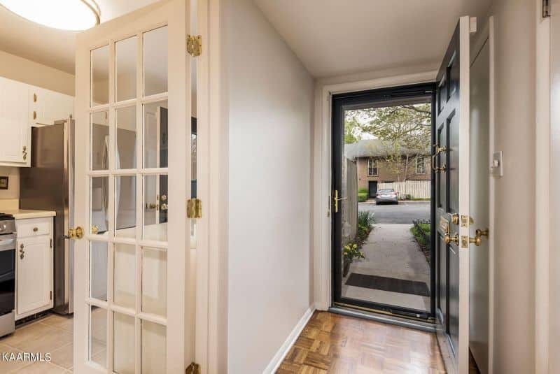 Sequoyah-Square-306-2013747870517