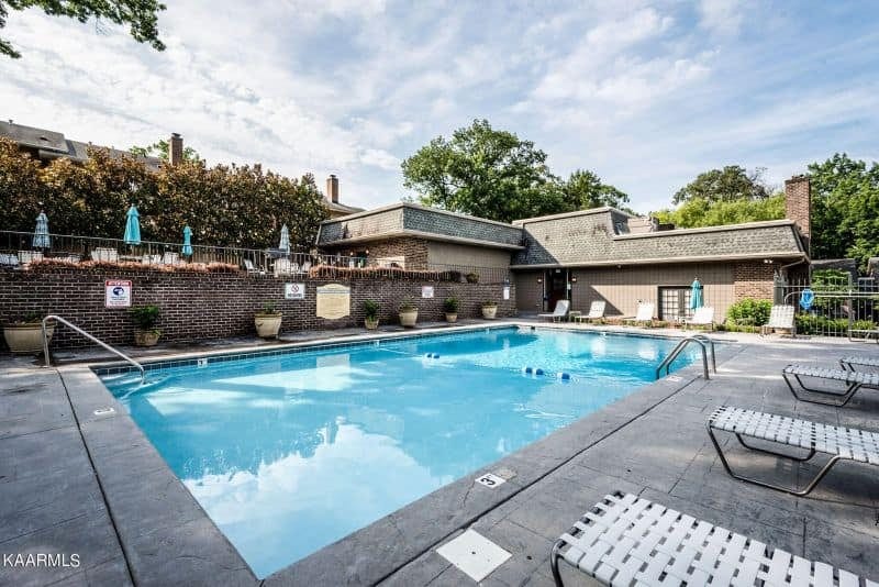 Sequoyah-Square-306-2013913194086