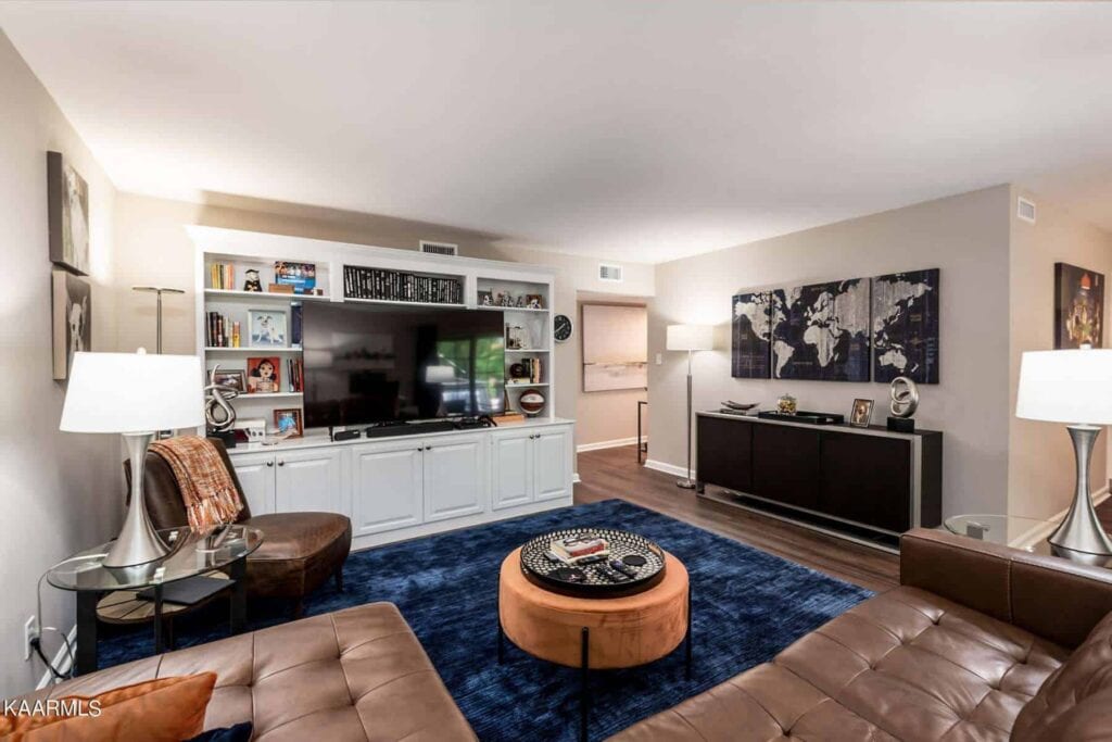 Sequoyah-Square-Condominiums-520-232031937050