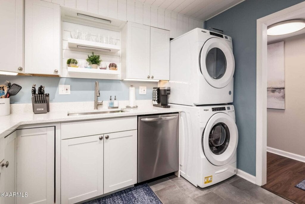 Sequoyah-Square-Condominiums-520-232050539624