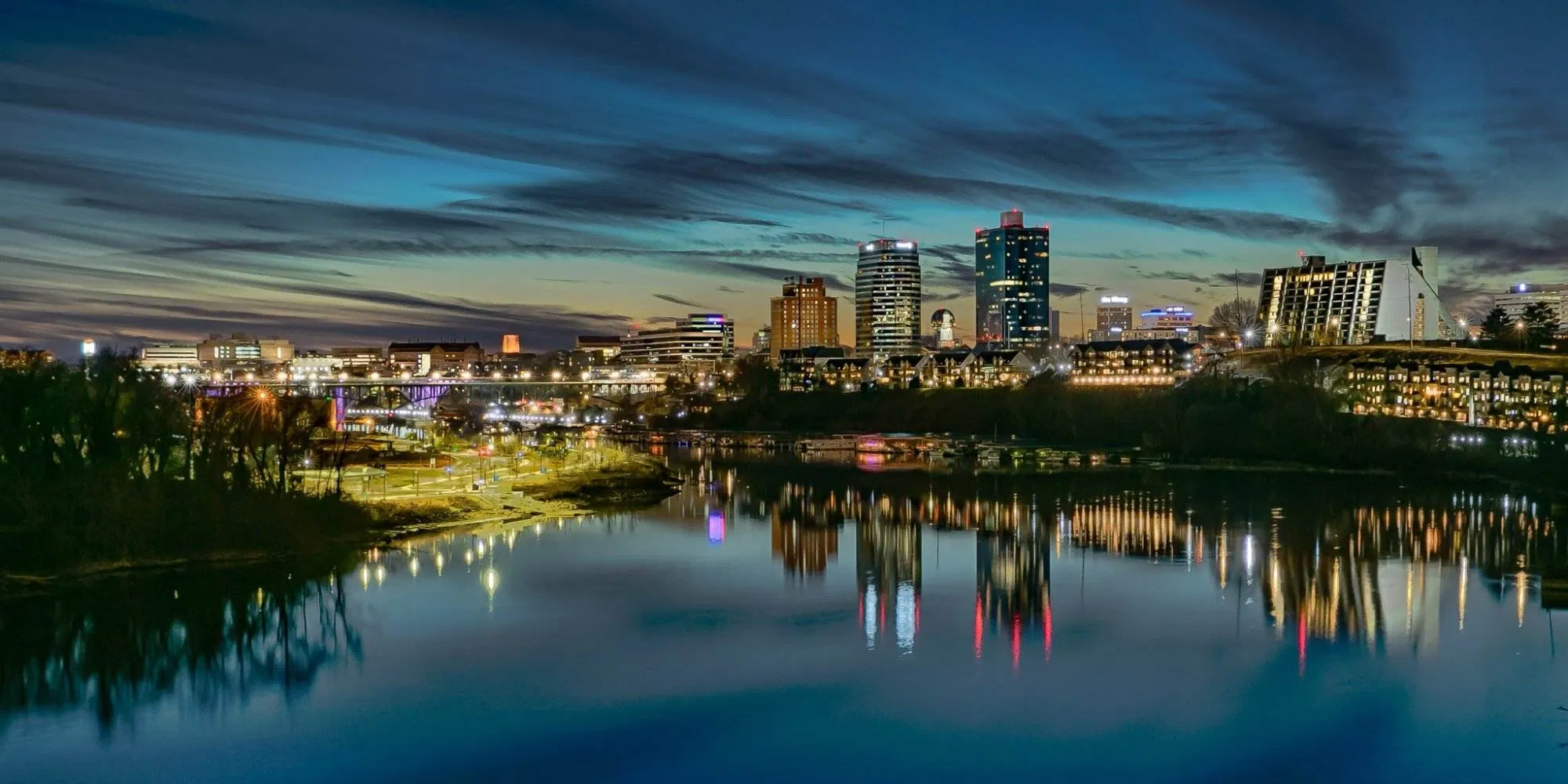 Downtown Knoxville at night