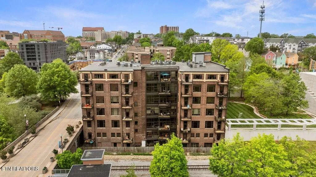 Candy-208-184310859657