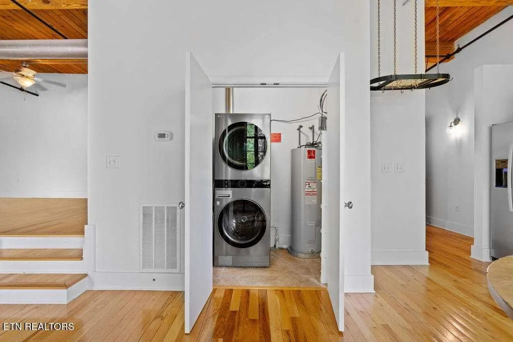 Candy-208-184313660645